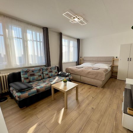 Smarty Choice Flat With Deluxe Kitchen Apartment Praha Bagian luar foto